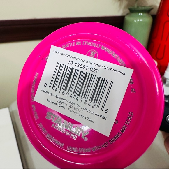 Electric Pink Neon Stanley Quencher 30oz Tumber - Picture 3 of 4